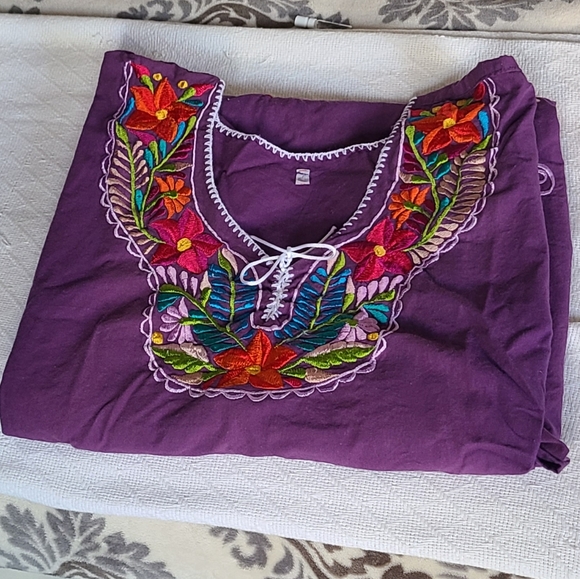 Handmade Artisanal dress made in Mexico 🇲🇽 - Picture 2 of 4